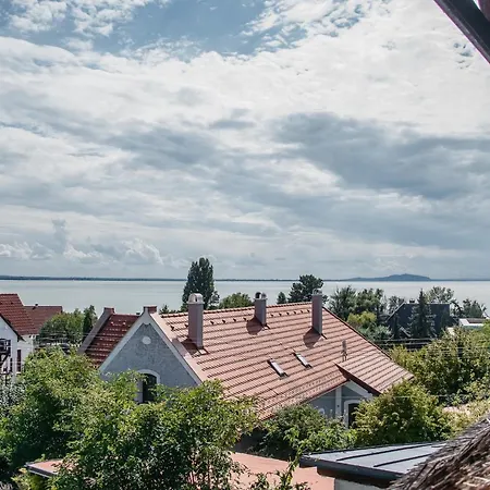Cselling Udvarház 3* Révfülöp