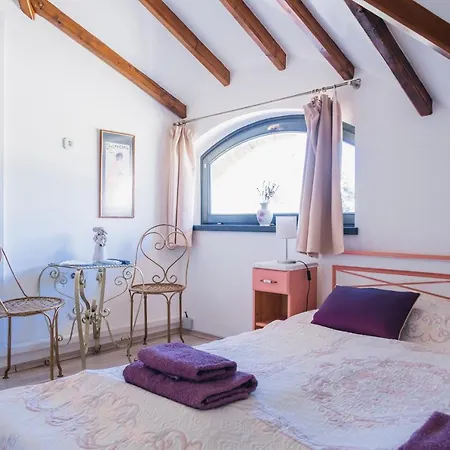 Cselling Udvarhaz Guest house *