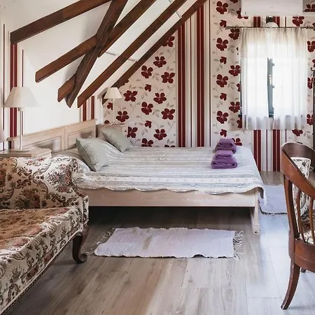 Cselling Udvarhaz Guest house *