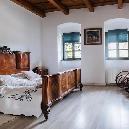 Cselling Udvarhaz Guest house