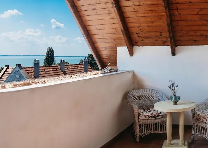 Cselling Udvarház Vendégház 3*