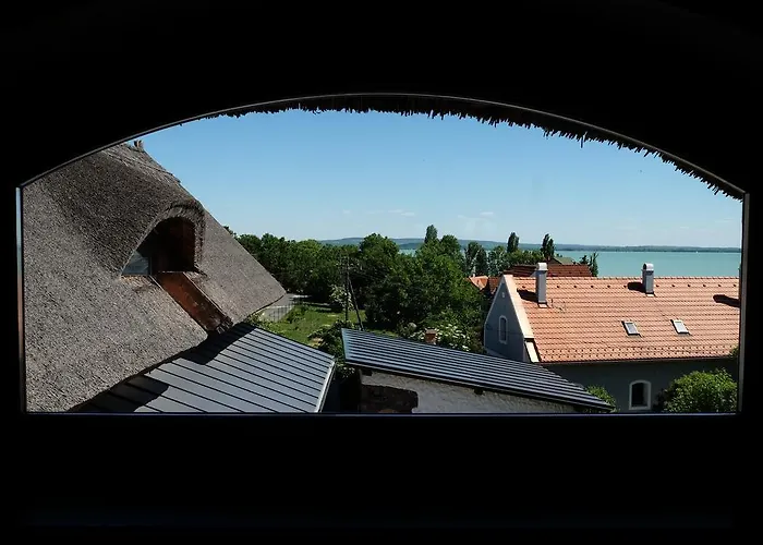 Cselling Udvarház Vendégház